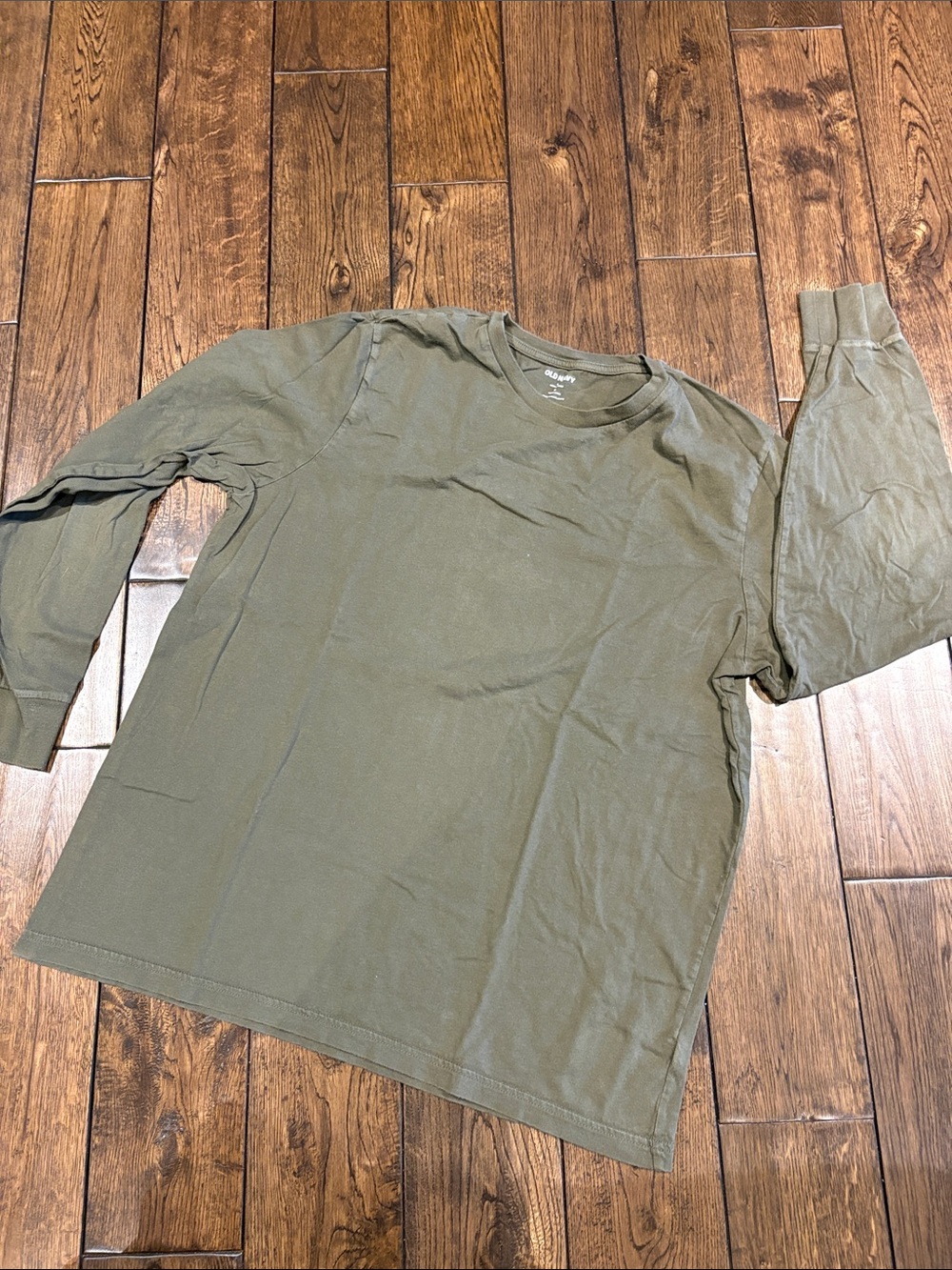 Old Navy Olive Green Long Sleeve Crewneck Tee